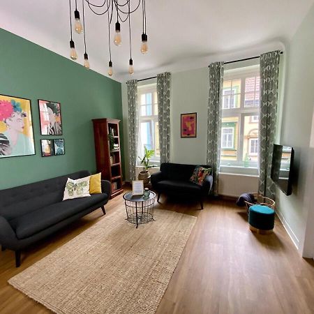 Апартаменты Discovair Eisenach -Karlstrasse- Fussgaengerzone Mit Netflix Экстерьер фото