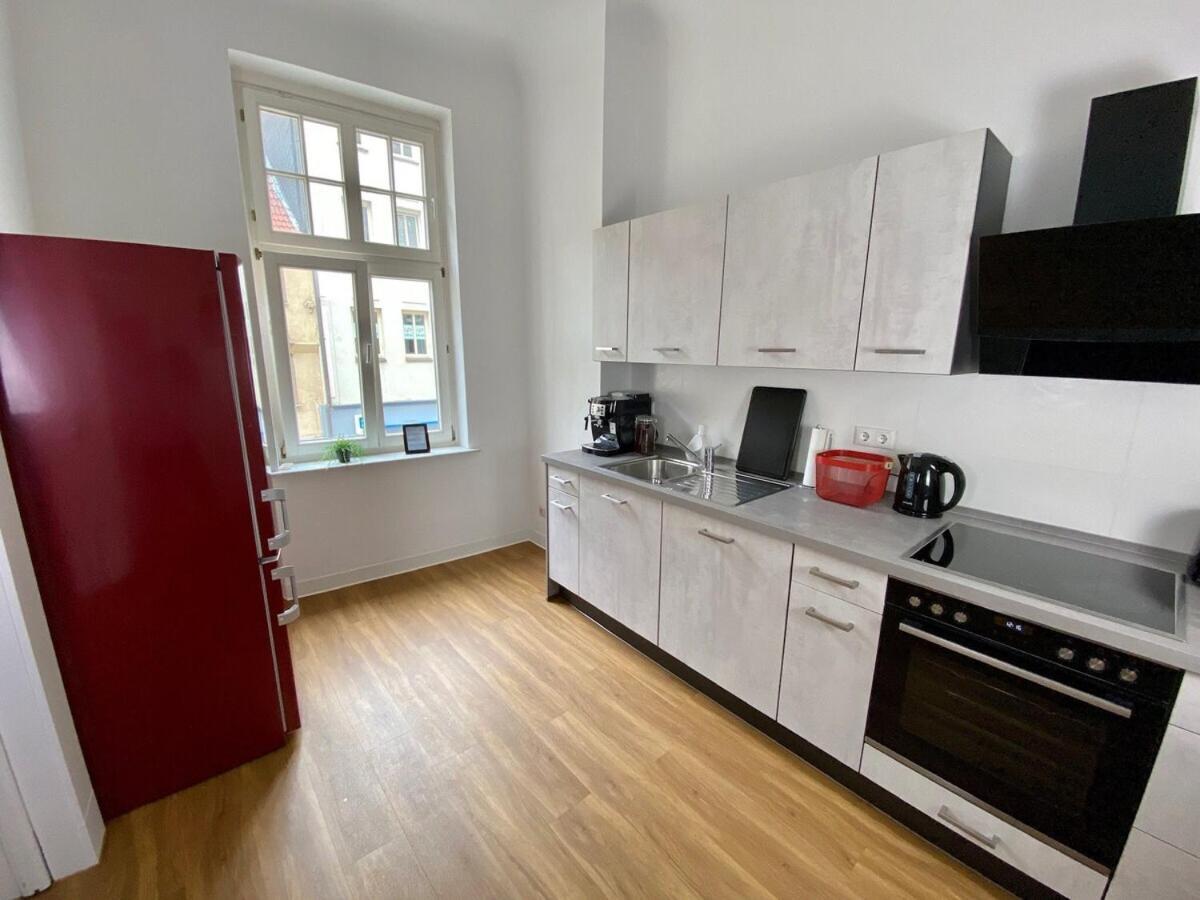 Апартаменты Discovair Eisenach -Karlstrasse- Fussgaengerzone Mit Netflix Экстерьер фото