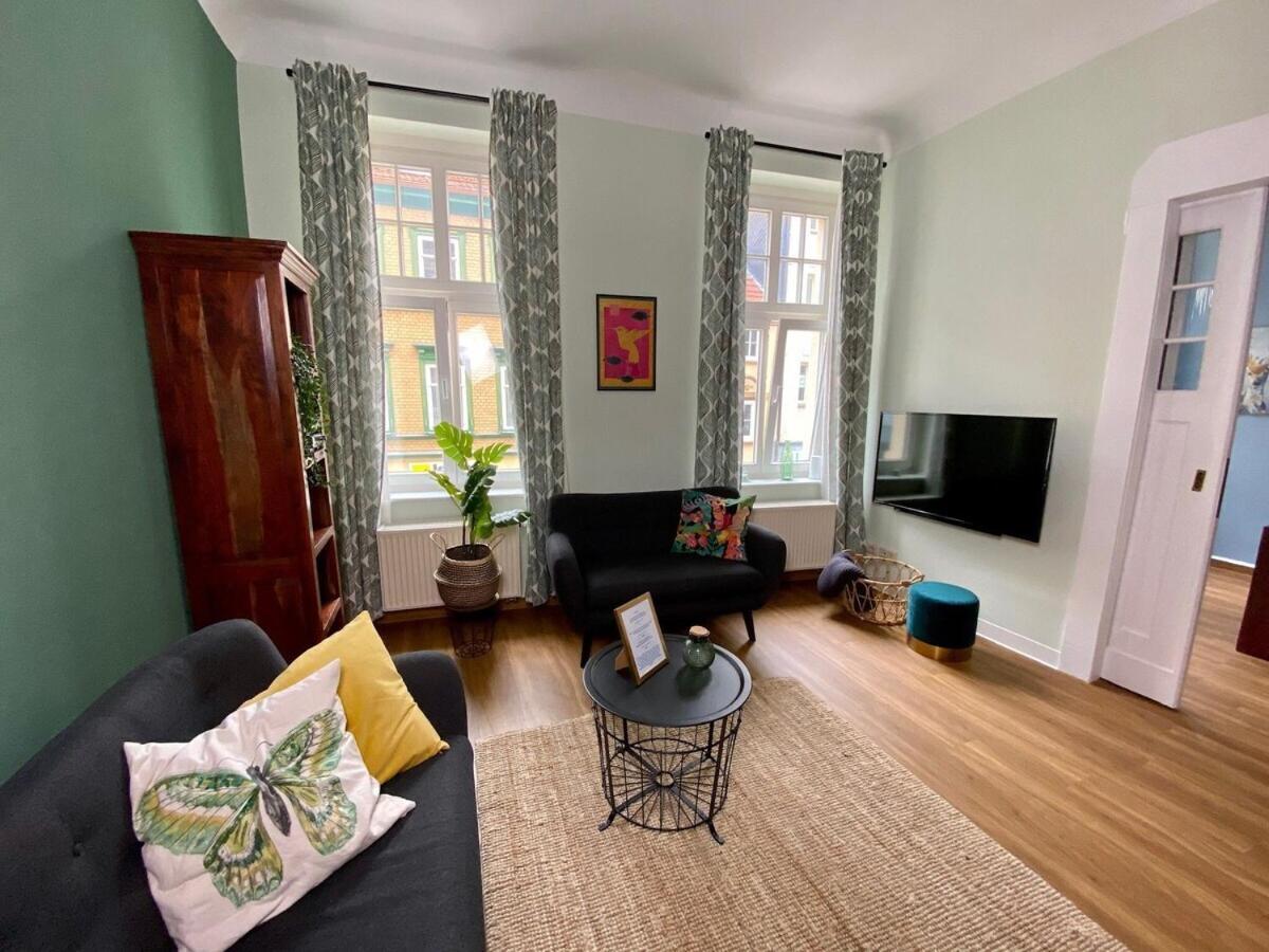 Апартаменты Discovair Eisenach -Karlstrasse- Fussgaengerzone Mit Netflix Экстерьер фото