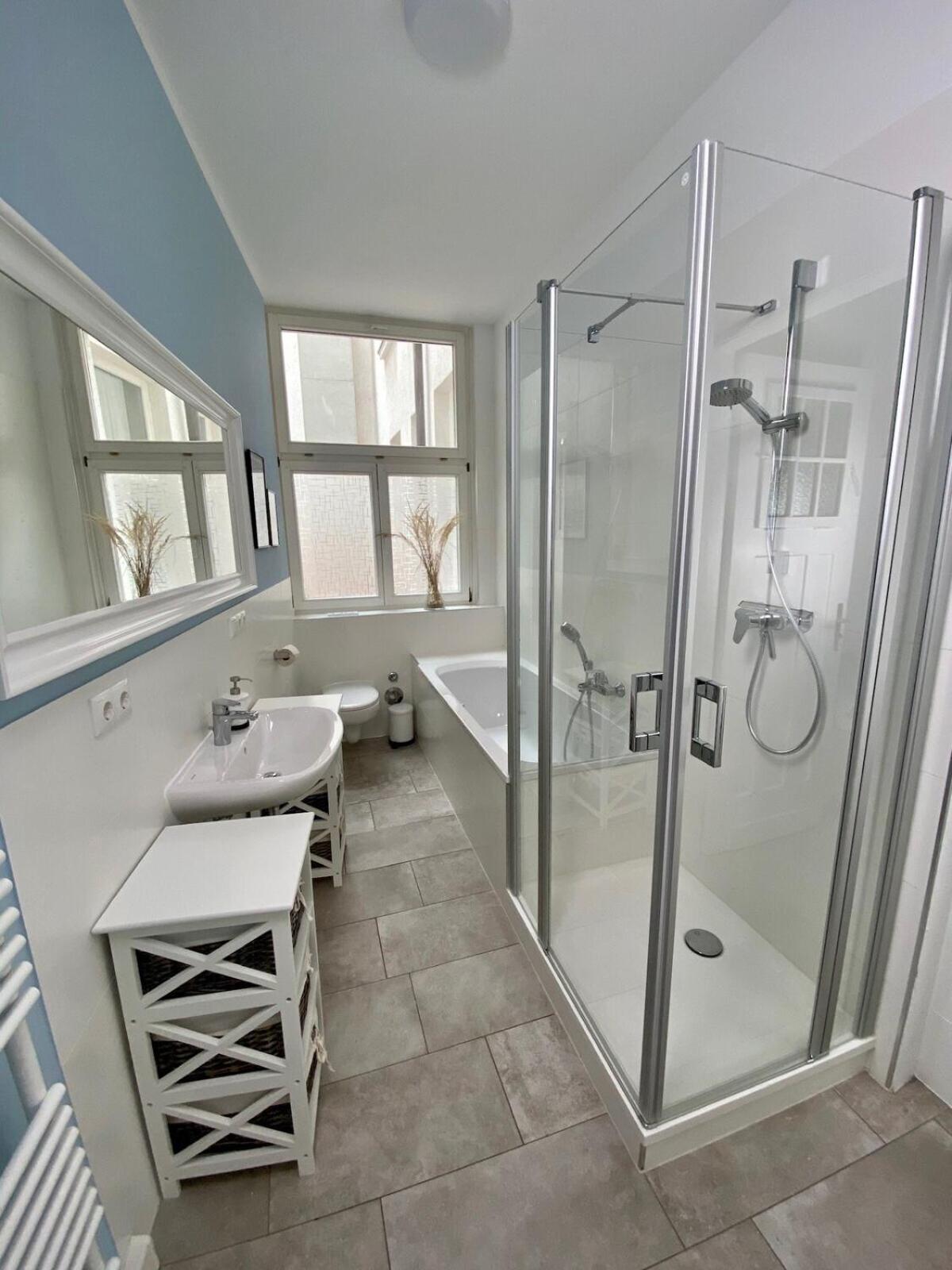 Апартаменты Discovair Eisenach -Karlstrasse- Fussgaengerzone Mit Netflix Экстерьер фото